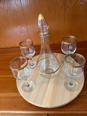 Imperial Crystal Collection 5-piece wine set includes a decanter and 4 glasses